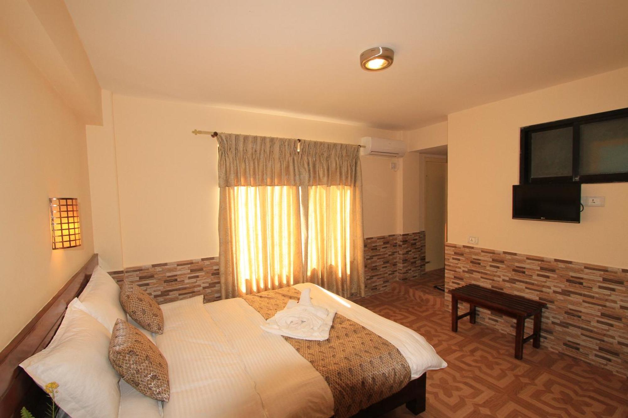 Hotel Splendid View Pokhara Szoba fotó