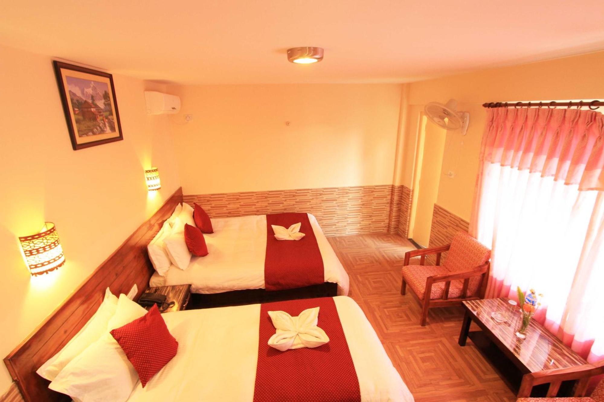 Hotel Splendid View Pokhara Szoba fotó