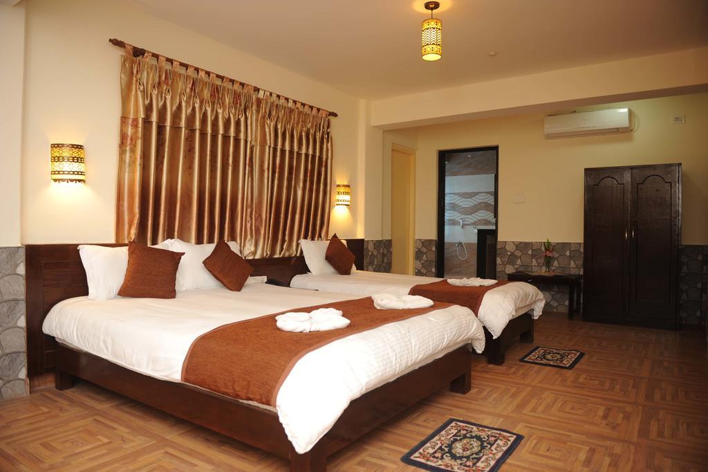 Hotel Splendid View Pokhara Kültér fotó