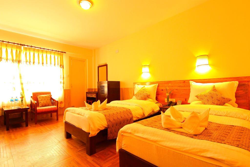 Hotel Splendid View Pokhara Kültér fotó