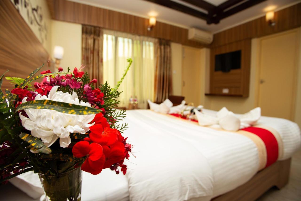 Hotel Splendid View Pokhara Kültér fotó