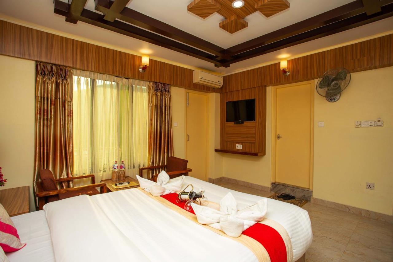 Hotel Splendid View Pokhara Kültér fotó
