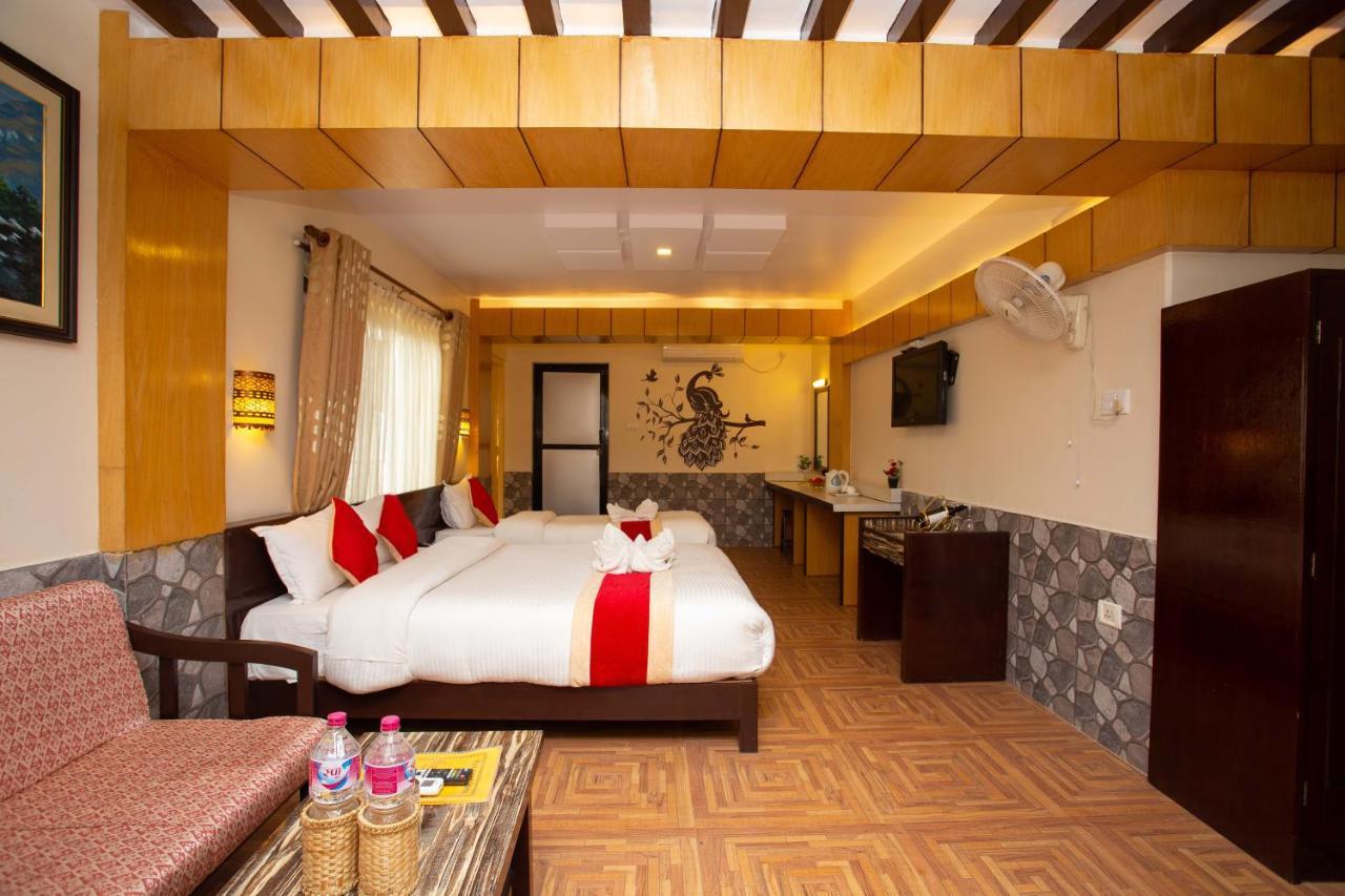 Hotel Splendid View Pokhara Kültér fotó