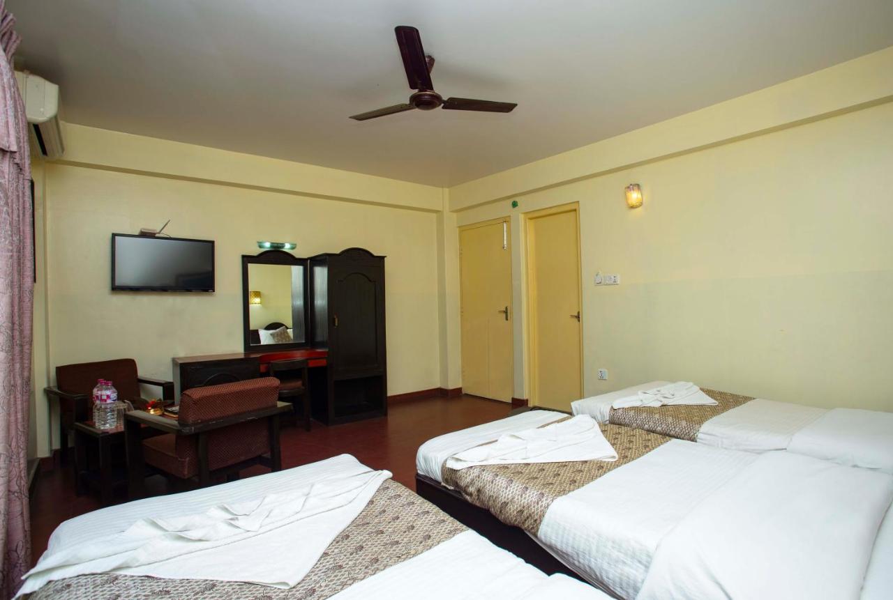 Hotel Splendid View Pokhara Kültér fotó