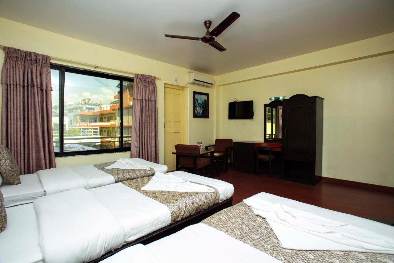 Hotel Splendid View Pokhara Kültér fotó