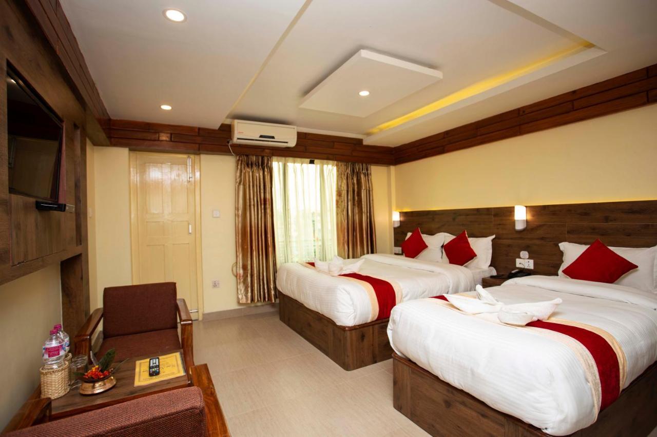 Hotel Splendid View Pokhara Kültér fotó